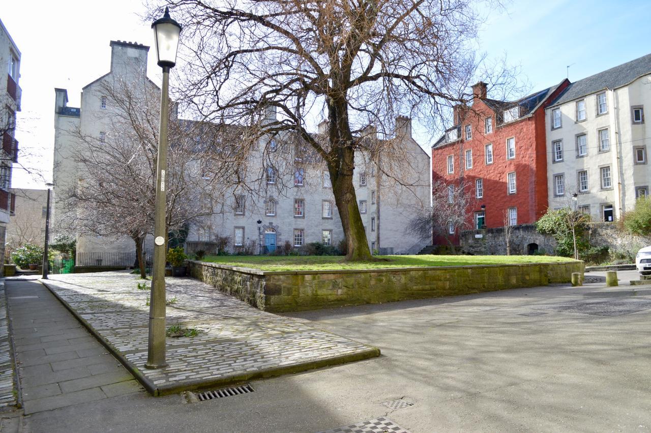 Crags View Apartment On The Royal Mile Эдинбург Экстерьер фото